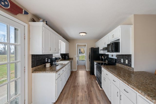 5971 Wayman Dunn Rd, Springfield, TN 37172