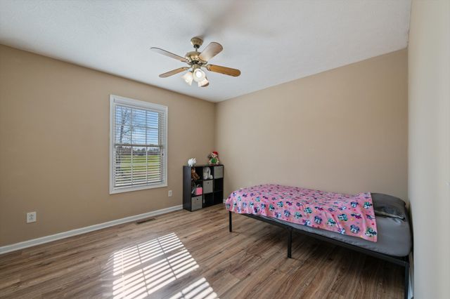 5971 Wayman Dunn Rd, Springfield, TN 37172