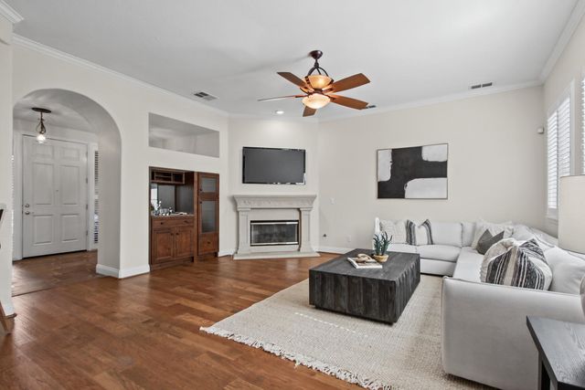 140 Montilla Cir, Sacramento, CA 95835