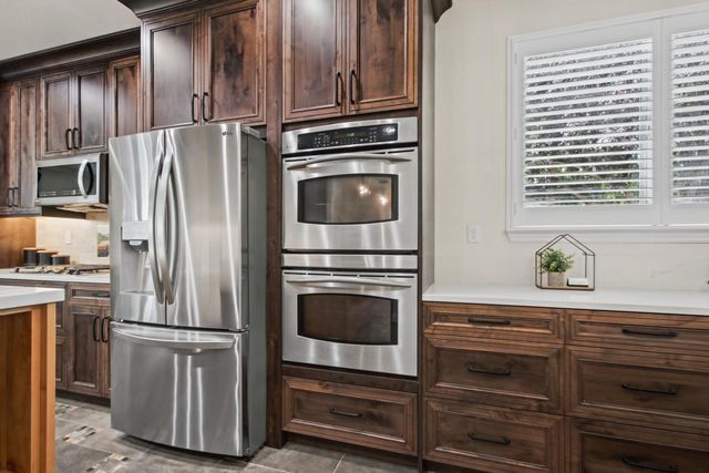 140 Montilla Cir, Sacramento, CA 95835