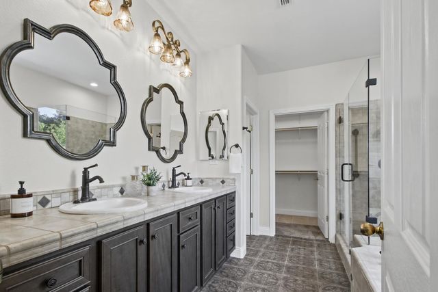 140 Montilla Cir, Sacramento, CA 95835