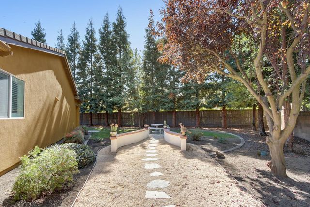 140 Montilla Cir, Sacramento, CA 95835