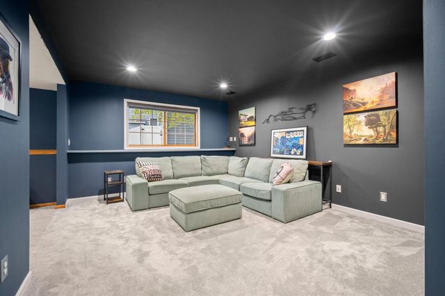 12723 Durham Way, Apple Valley, MN 55124