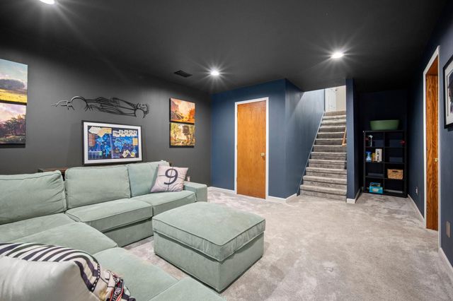 12723 Durham Way, Apple Valley, MN 55124