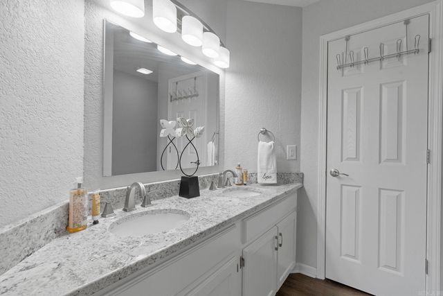 203 Stearns Point, Unit F-1, Hot Springs, AR 71913