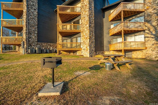 203 Stearns Point, Unit F-1, Hot Springs, AR 71913
