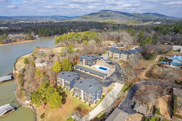 203 Stearns Point, Unit F-1, Hot Springs, AR 71913