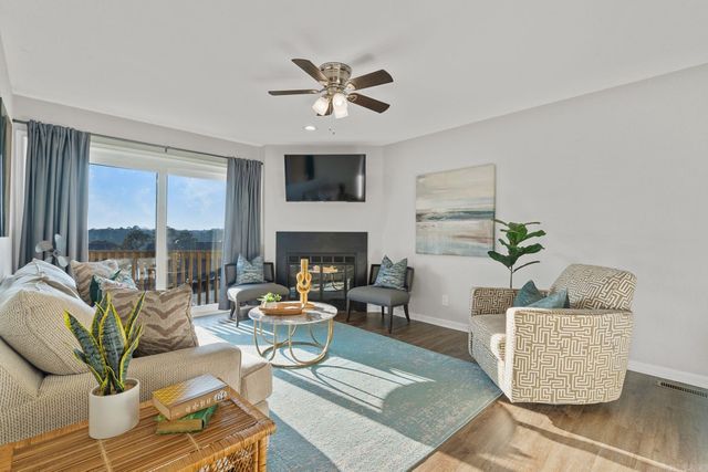 203 Stearns Point, Unit F-1, Hot Springs, AR 71913