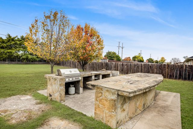 101 Appaloosa Drive, Rockwall, TX 75087