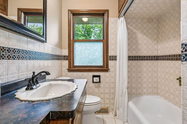3572 Emerald Drive, White Bear Lake, MN 55110
