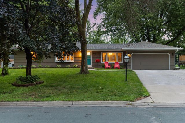 3572 Emerald Drive, White Bear Lake, MN 55110