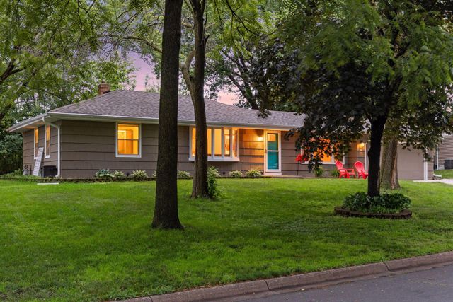 3572 Emerald Drive, White Bear Lake, MN 55110