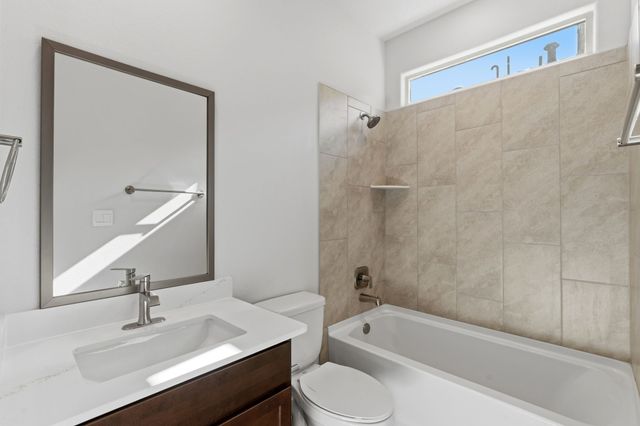 3848 Chitalpa, Santa Fe, NM 87507