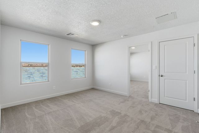 3848 Chitalpa, Santa Fe, NM 87507