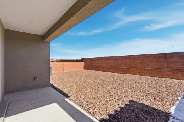 3848 Chitalpa, Santa Fe, NM 87507
