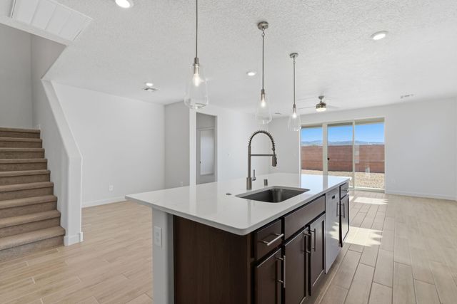3848 Chitalpa, Santa Fe, NM 87507