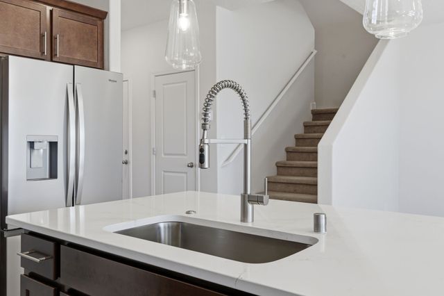 3848 Chitalpa, Santa Fe, NM 87507