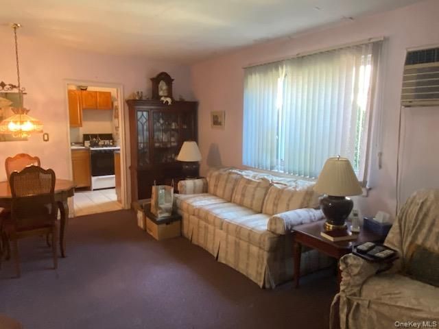 255-15 75th Avenue G-1, Glen Oaks, NY 11004