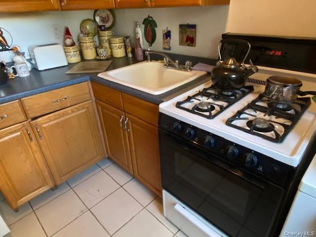 255-15 75th Avenue G-1, Glen Oaks, NY 11004