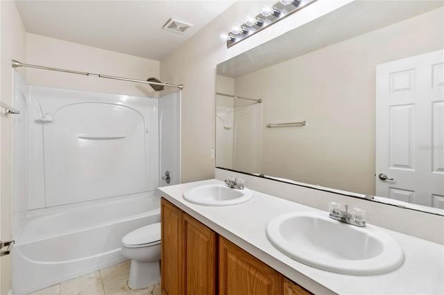 10408 CHORLTON CIRCLE, Orlando, FL 32832