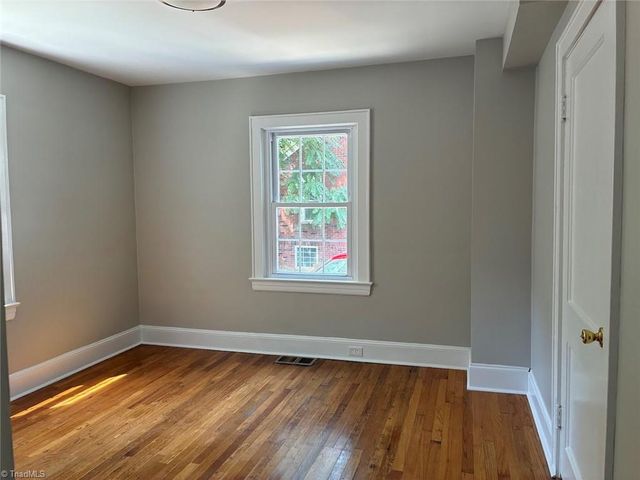 532 Polo Road, Winston-salem, NC 27106