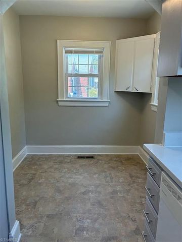 532 Polo Road, Winston-salem, NC 27106