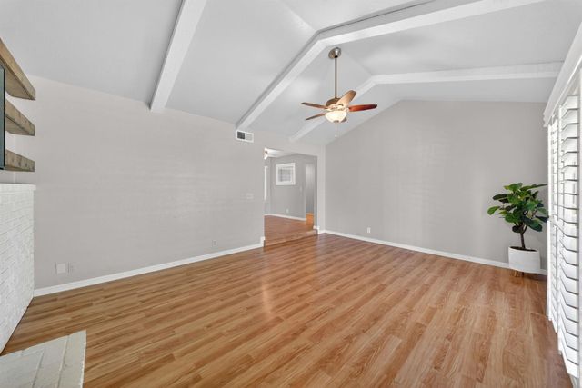 1091 Stanford Avenue, Clovis, CA 93611