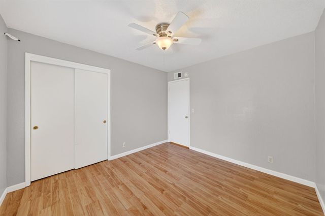 1091 Stanford Avenue, Clovis, CA 93611