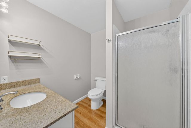 1091 Stanford Avenue, Clovis, CA 93611