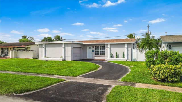 8531 NW 25th St, Sunrise, FL 33322