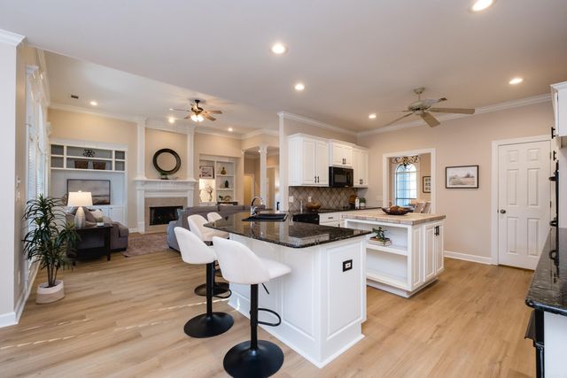 49 Laval Circle, Little Rock, AR 72223