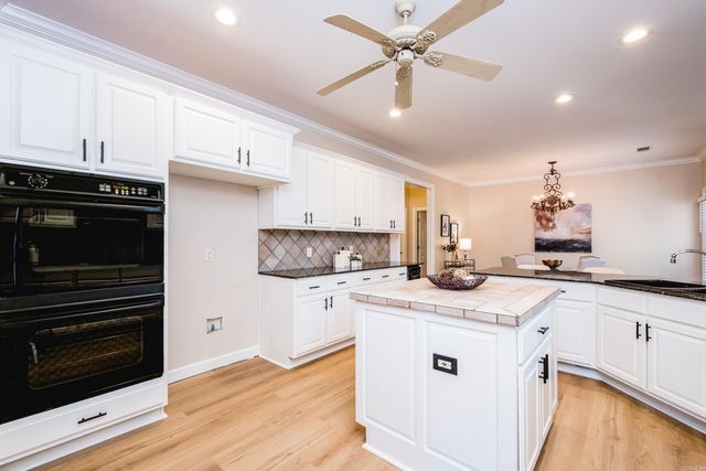 49 Laval Circle, Little Rock, AR 72223
