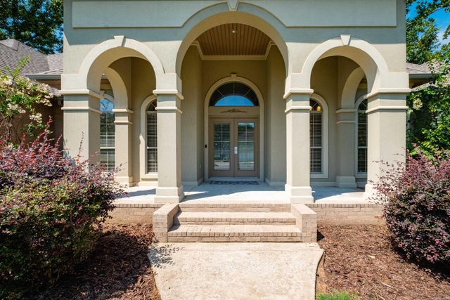 49 Laval Circle, Little Rock, AR 72223