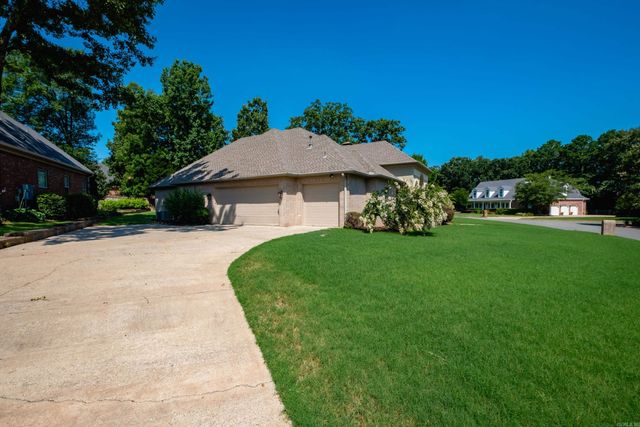49 Laval Circle, Little Rock, AR 72223