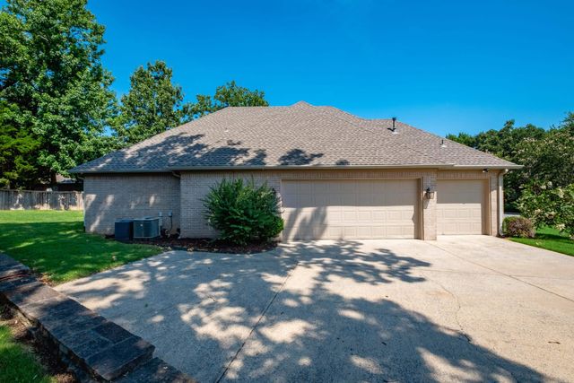 49 Laval Circle, Little Rock, AR 72223