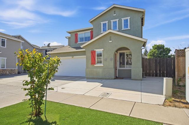 4185 Pathway Ln, Turlock, CA 95382