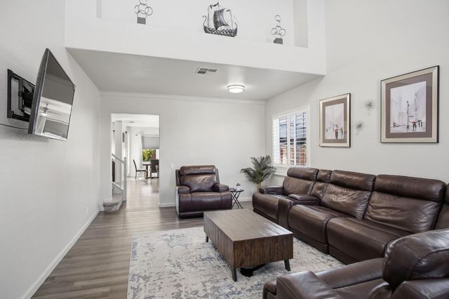 4185 Pathway Ln, Turlock, CA 95382