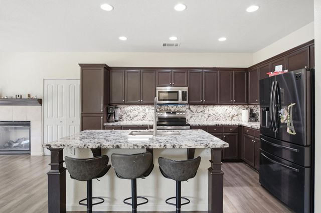 4185 Pathway Ln, Turlock, CA 95382