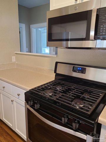 504 N Spring St B, Pensacola, FL 32501