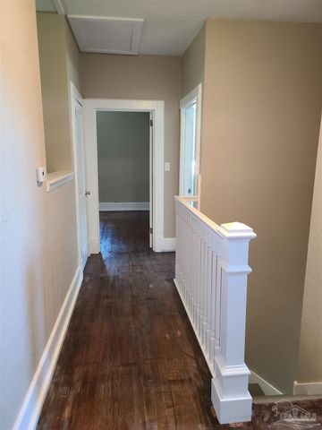 504 N Spring St B, Pensacola, FL 32501