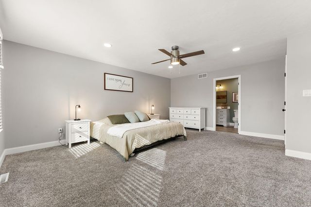 897 Jane Avenue, Chesterton, IN 46304