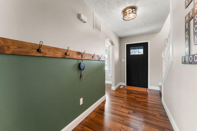 897 Jane Avenue, Chesterton, IN 46304