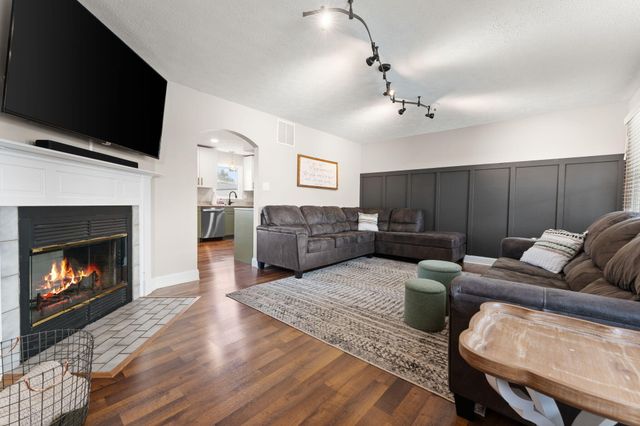 897 Jane Avenue, Chesterton, IN 46304