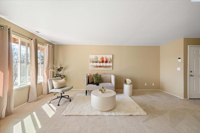 3121 W Hood Ave Apt I204, Kennewick, WA 99336