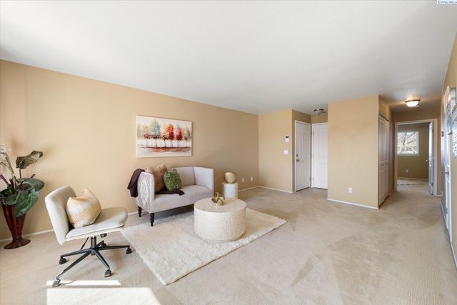 3121 W Hood Ave Apt I204, Kennewick, WA 99336