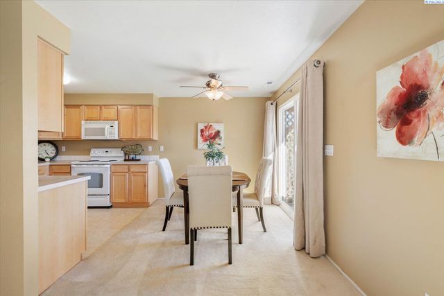 3121 W Hood Ave Apt I204, Kennewick, WA 99336