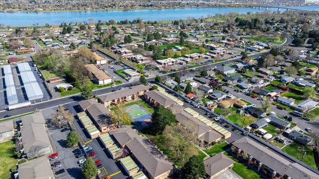 3121 W Hood Ave Apt I204, Kennewick, WA 99336