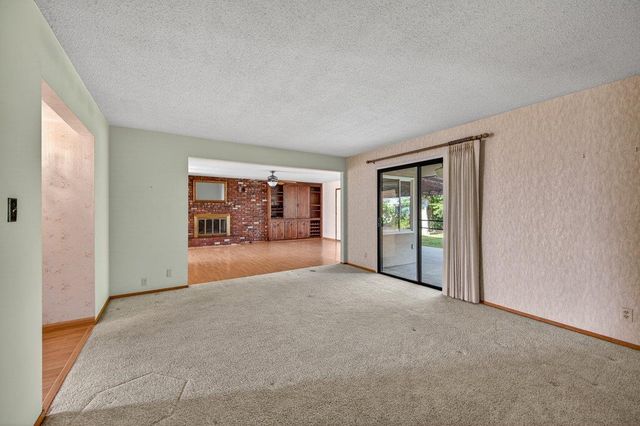 5719 N Sherman Avenue, Fresno, CA 93710