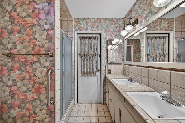 5719 N Sherman Avenue, Fresno, CA 93710