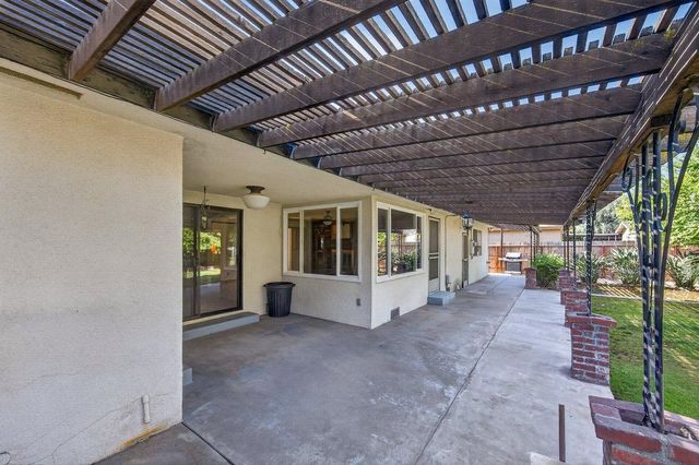 5719 N Sherman Avenue, Fresno, CA 93710